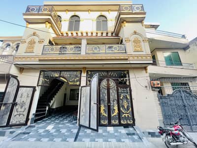 5 MARLA BRAND SPANISH STYLE NEW HOUSE AVAILABLE FOR SALE