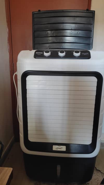 Royal DC-12V (RAC-4700 DC) Ultra Cool Aroma