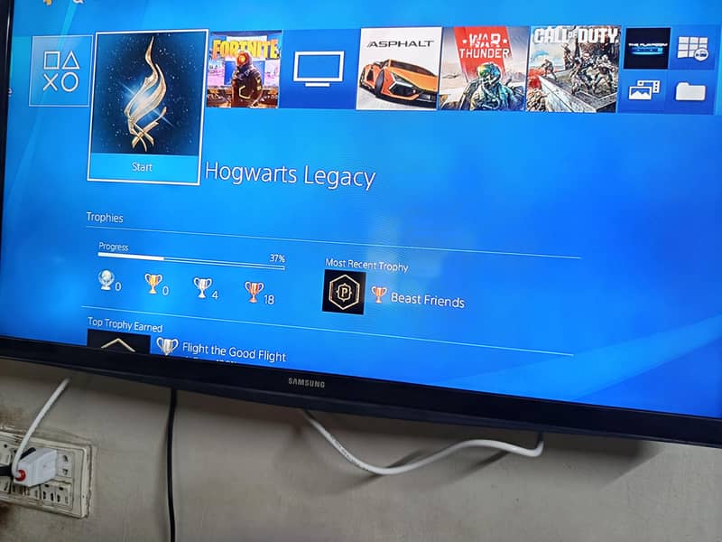 Ps4/1tb/3 controllers 5