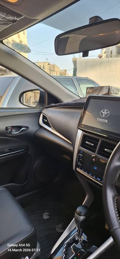 full option 1st owner black interiar new shape  registration 2025