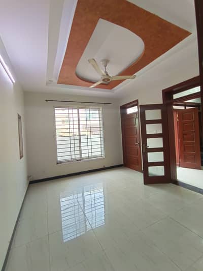 25x40 House Available For Rent With 3 Bedrooms In G13 Islamabad