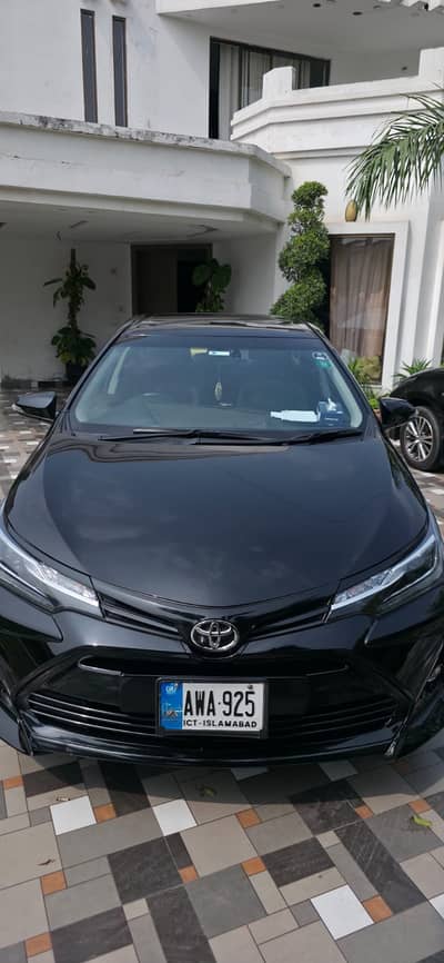 Toyota Corolla Altis Grande X CVT-i 1.8 Black Interior Model 2021