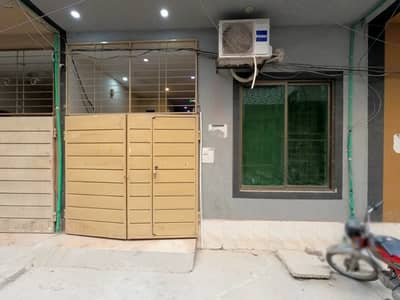 Prime Location 3 Marla Hostel For Sale In Johar Town Phase 1 - Block C1 Lahore In Only Rs. 23000000