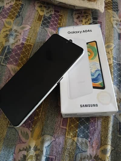 Samsung a04s box sath hy 4/128