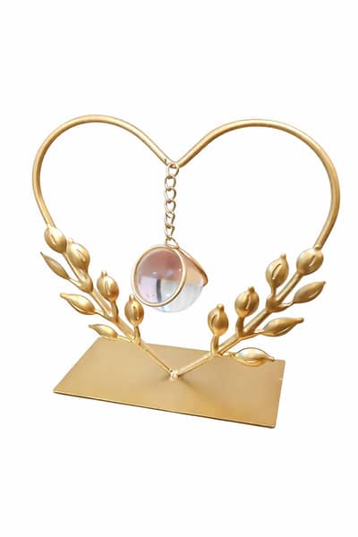 Elegant Heart-Shape Decorative Showpiece with Crystal Ball