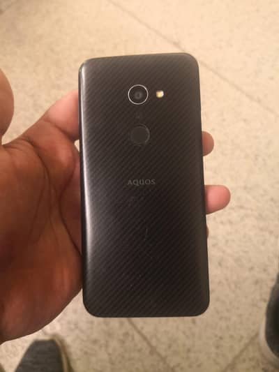 Sharp Aquos Zero 6/128