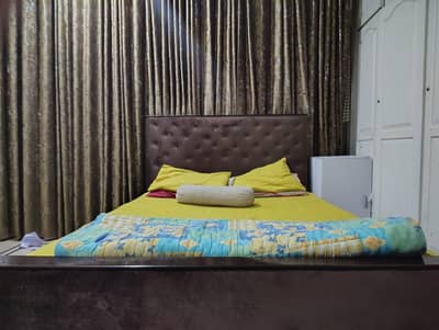 Full Bed Set with sofas including Urgent Sale