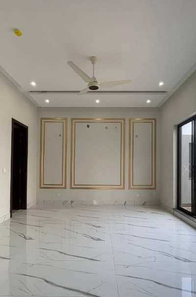 1 Kanal Luxury Upper Portion For Rent In DHA Lahore Phase 2 Block V