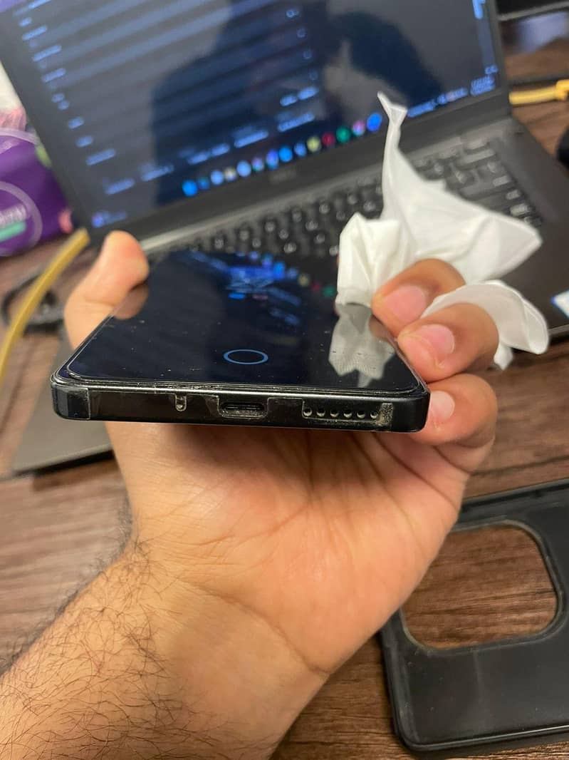 redmi note 13 pro zero scratch 5
