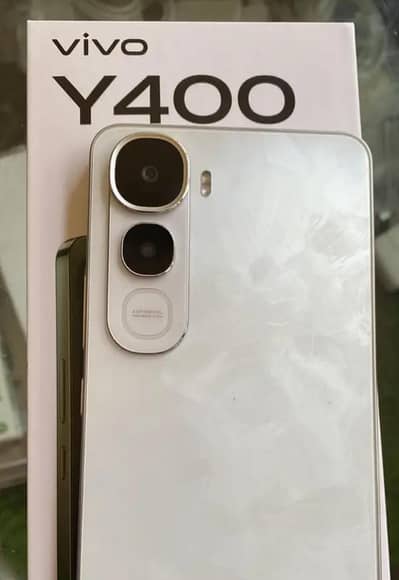 vivo y400