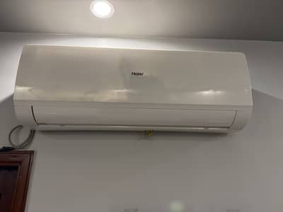HAIER 1.5 tone AC