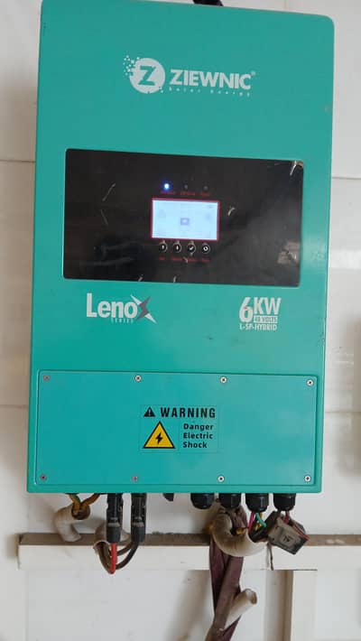 Solar plates and hybrid inverter