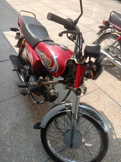 Yamaha dhoom 70 cc 2009 model