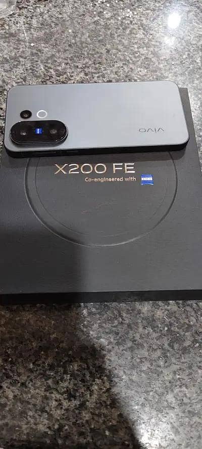 vivo x200 fe 512 gb