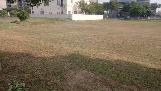 100 Ft Road Urgent For Sale