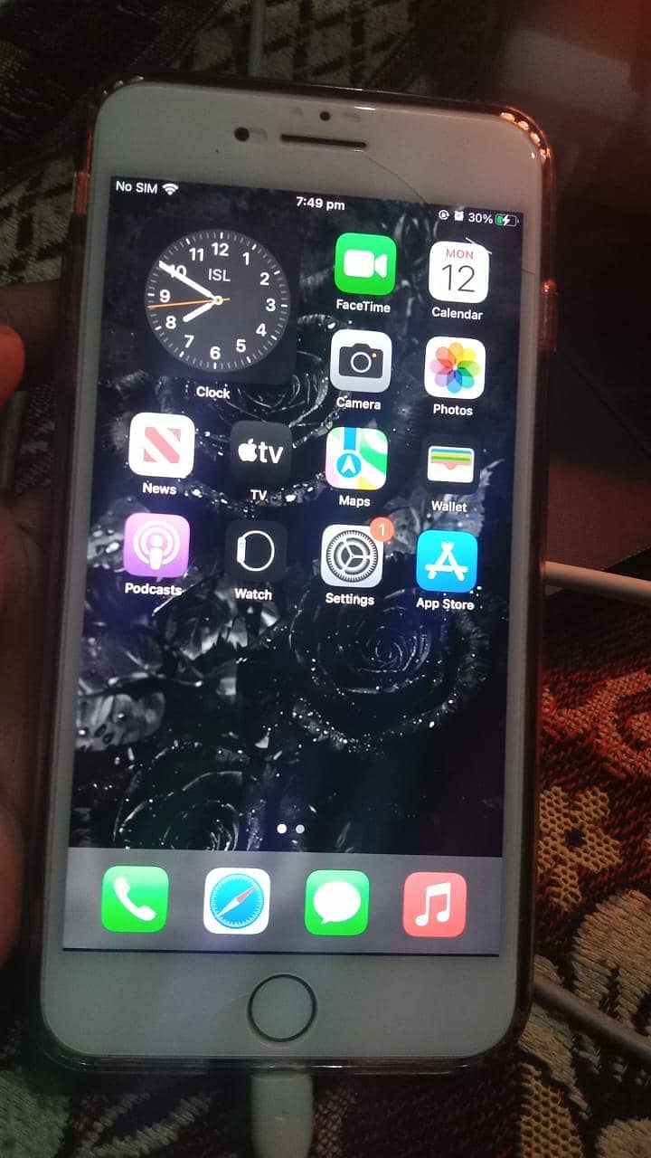 Apple iPhone 7 Plus 0