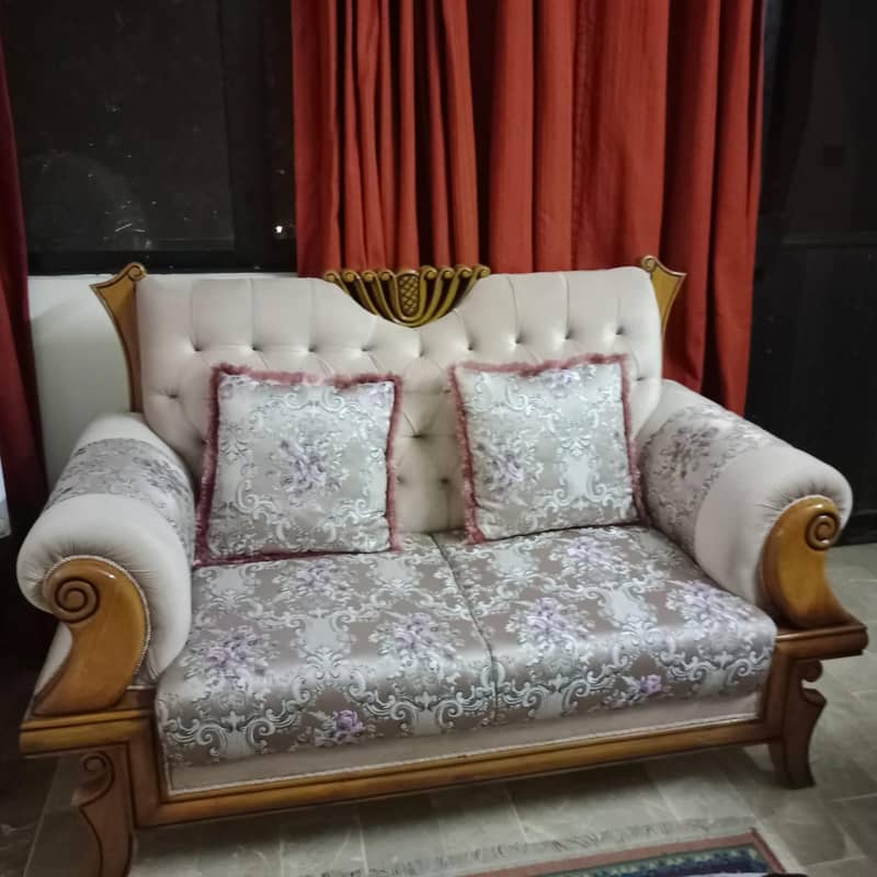 selling 2 seater sofas 4