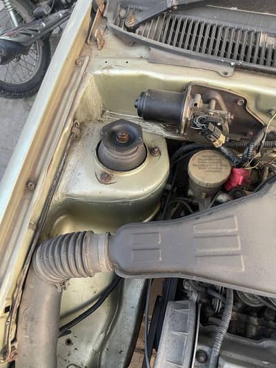 Suzuki Cultus VXR model 2000