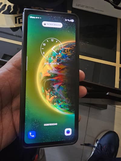 fold 4 with stylus and stand