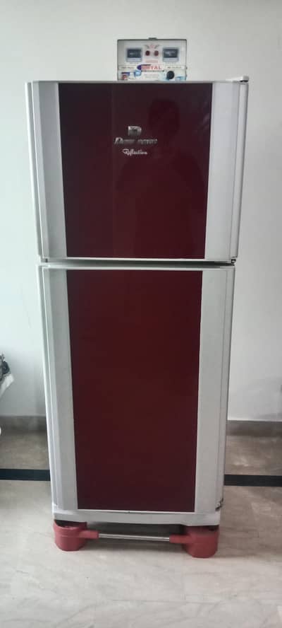 Dawlance refrigerator in good working condition