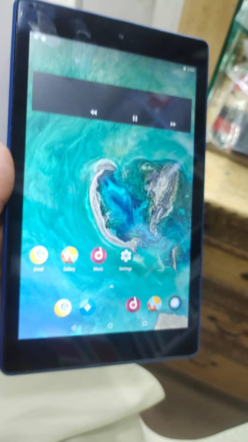 Amazon 8th Generation 2