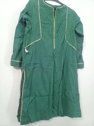 junaid jamshed dress and sapphire trousers