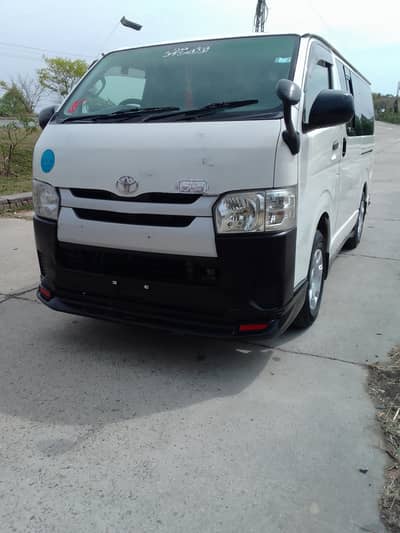 Toyota hiace