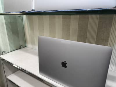 Apple MacBook Pro air available