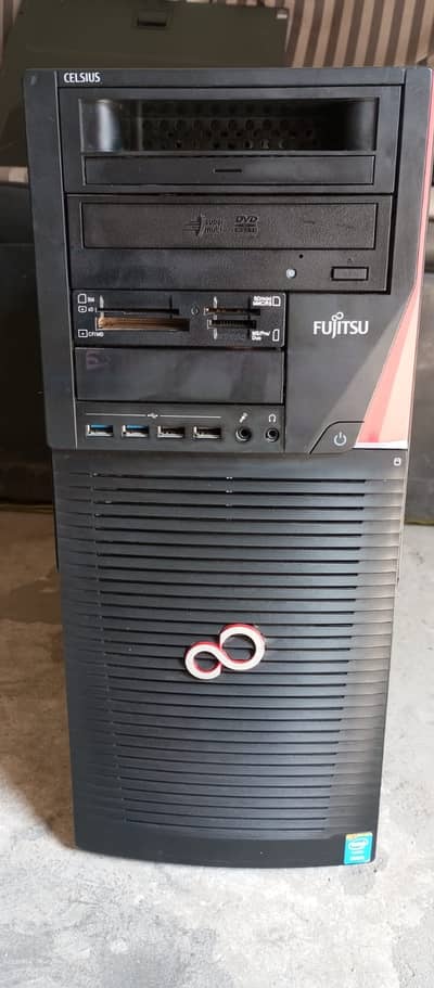 Fujitsu M740n / E5 1660 v4 / 16GB Ram / 240GB SSD