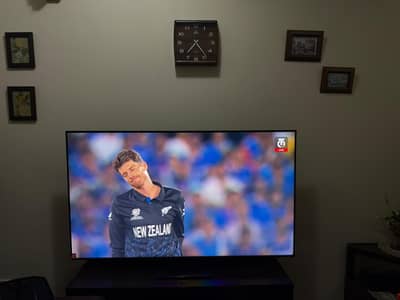 Samsung AU9000 65" Box Complete