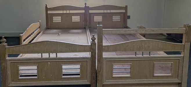 For Sale: Used Bunk Bed Set for kids with Storage Drawer