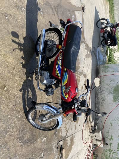 21 mdle Honda cd70 for sale
