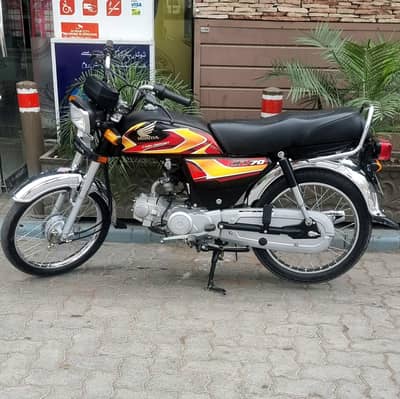 Honda CD 70 (Black) 2026 sticker | 03014019306