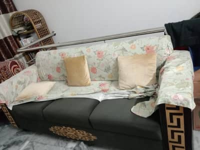 Sofa set 10/10 condition 48000/-