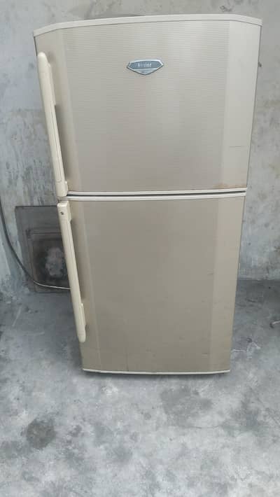haier fridge for sale medium size