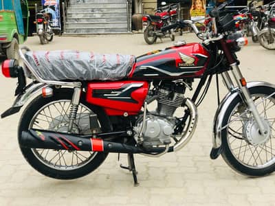 2024 model hai but like 2026 condition 10/10 only 6k km used