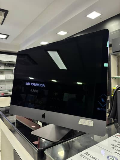 Apple iMac Pro 2017 27" Display Intel Xeon W | 32GB | 1TB | 16GB GPU