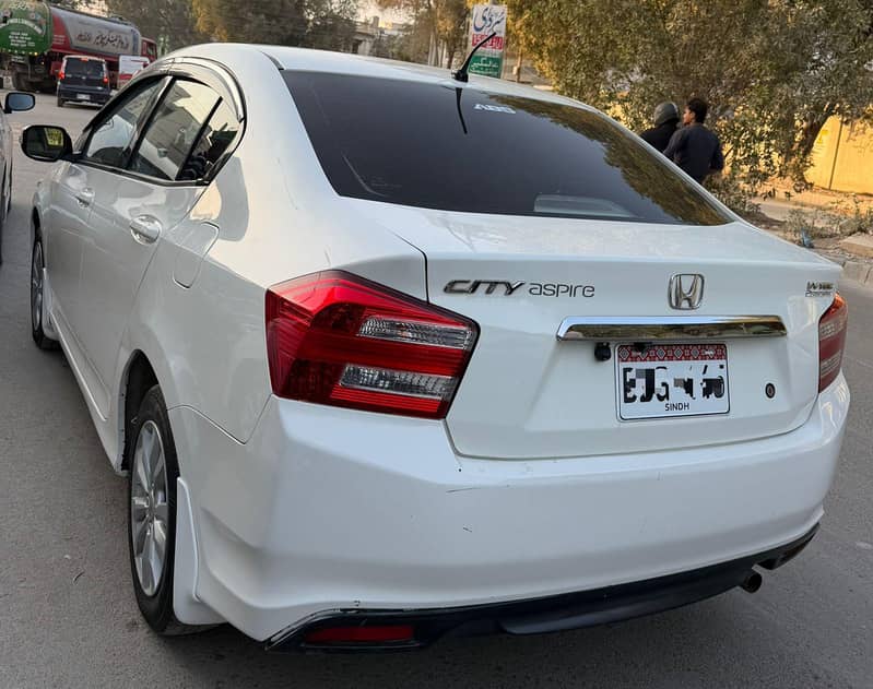 Honda city 2015 Automatic - Cars - 1112348175