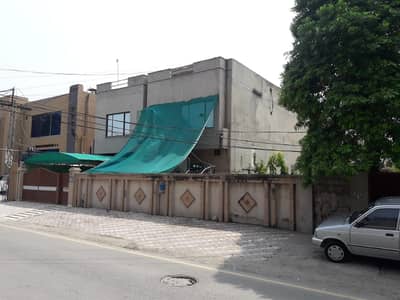 Gulberg Main Boulevard Mall Off Lahore Back Corner Semi Commercial Very Hot Location Prime Location