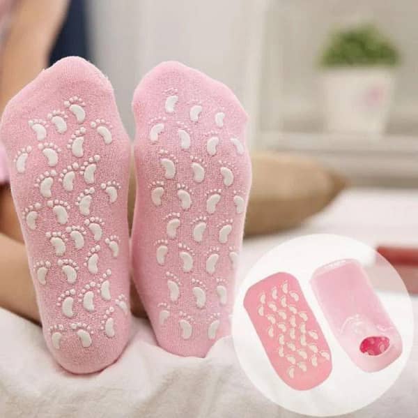 New MOISTURIZING SPA GEL SOCKS WITH BOX PREMIUM QUALITY