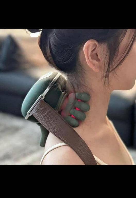 Spider Masgr Shoulder Back w for Women Men Mom and Dad - Rechargeable