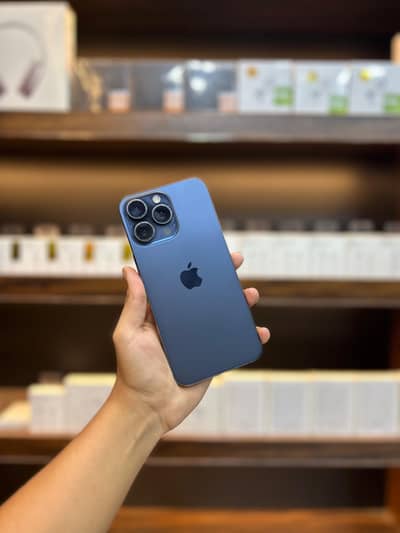 I phone 15 pro max factory unlocked