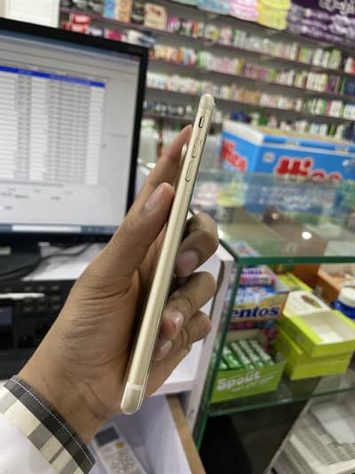 iphone 7plus pta approved 128gb 10/9.5 all ok total original