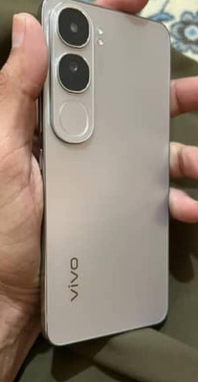 vivo y200