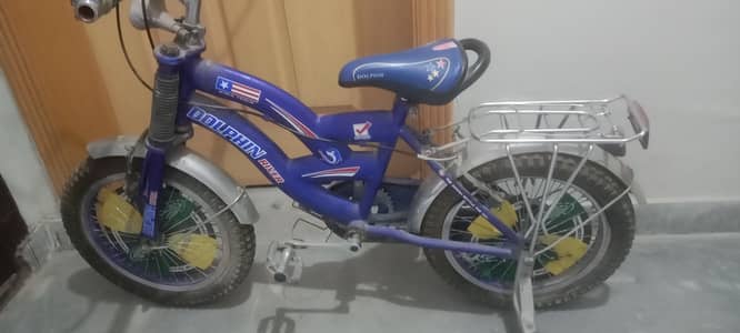 7 to 12 yers used Bicycle Brand new only 1 yers used