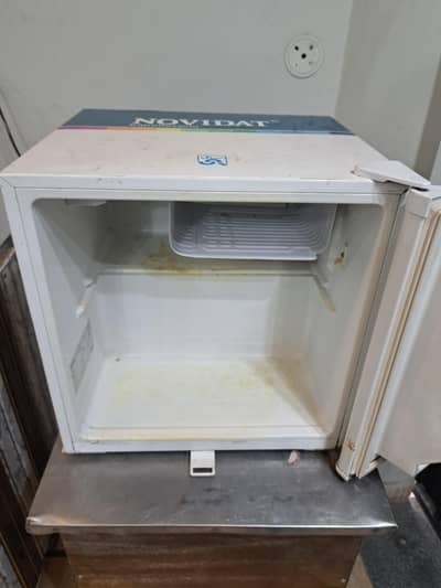 Samsung Mini Room Fridge