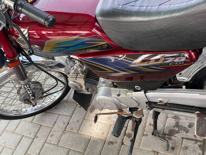Honda CD 70 (2021) 6