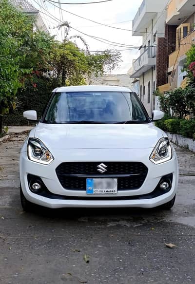 Suzuki Swift GLX CVT 2022 (03345233735)