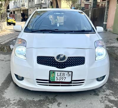 Toyota Vitz 1.0 Antique piece