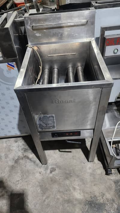Rinnai Fryer Model 7 - 22 Liter stainless steel Commercial Deep Fryer
